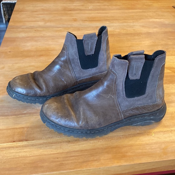 Leather boots - Picture 2 of 3